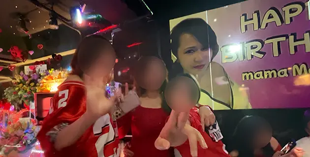 東京都江戸川区西小岩のフィリピンパブ Celebrities（セレブリティース）キャスト集合写真