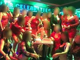 東京都江戸川区西小岩のフィリピンパブ Celebrities（セレブリティース）アイキャッチ画像