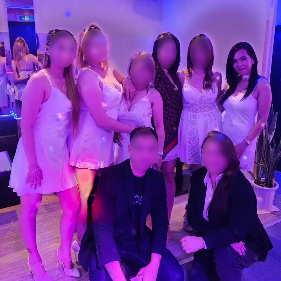 スコーピオンナイト・セクシーシルクドレス